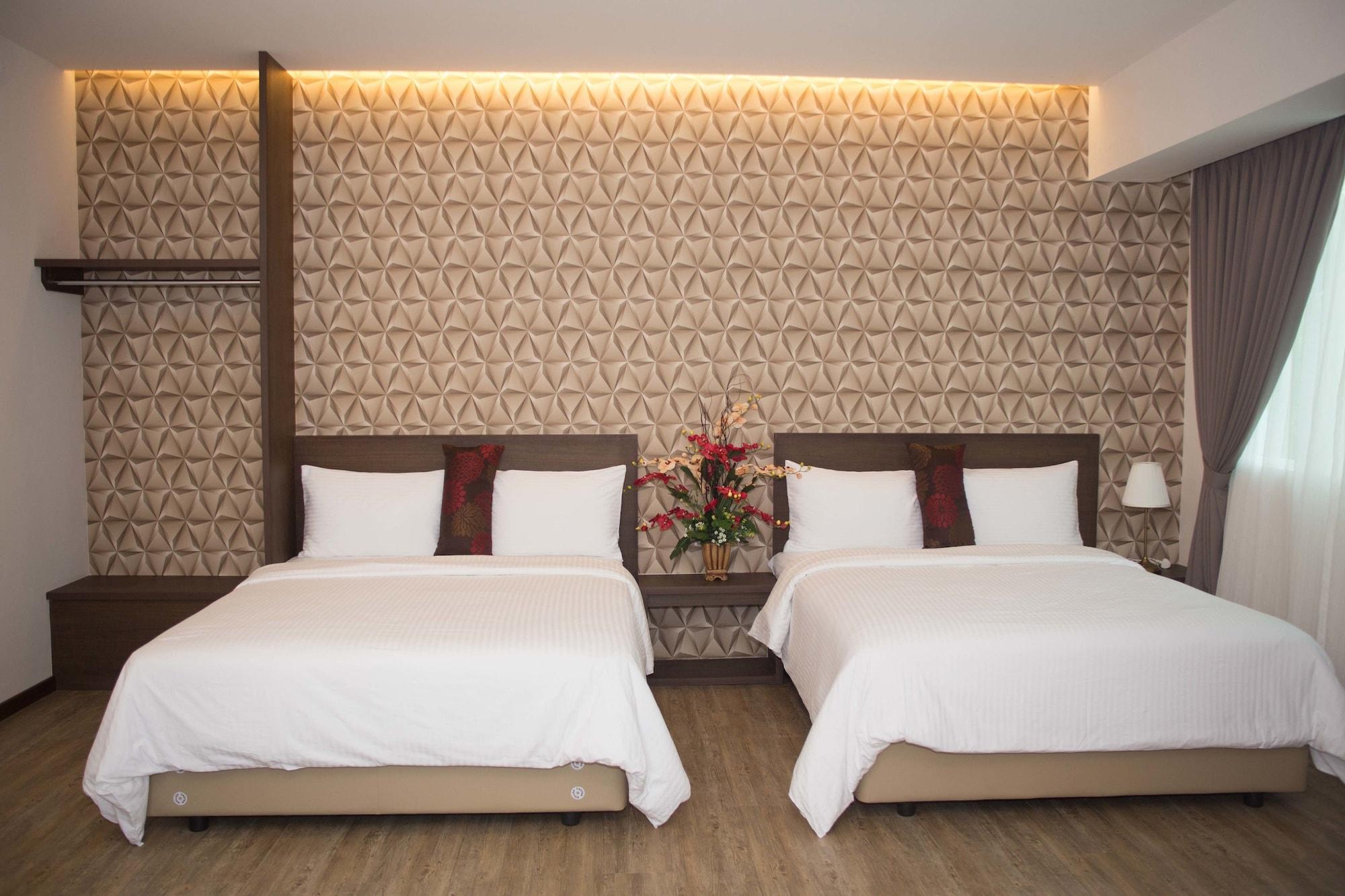 Qlassic Hotel Сепанг Экстерьер фото