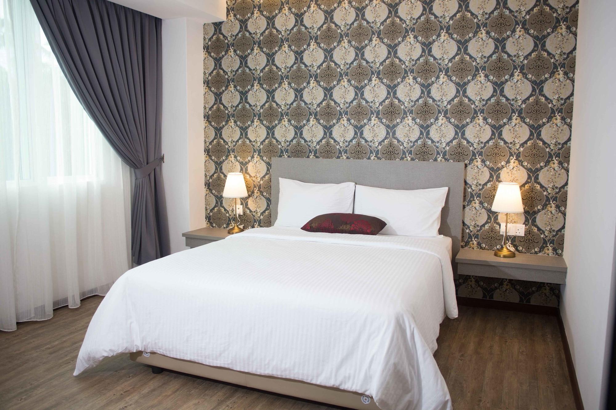 Qlassic Hotel Сепанг Экстерьер фото